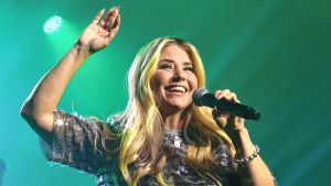 Beatrice Egli bei GNTM, Helene Fischer als Barbie: Überraschungen aus der Schlagerwelt