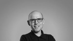 Verificando influenciadores y la a psicología de la confianza