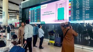 Ho prenotato un volo o voglio fare un viaggio con scalo nel Golfo, cosa rischio? Ho diritto a rimborsi? Tutte le risposte