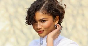Louis Vuitton e o mistério branco e reluzente de Zendaya