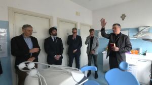 Riapre dopo sette anni l’ambulatorio odontoiatrico della Caritas di Trieste