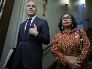 LILLEY: With NDP floor crosser, Carney effectively has a majority now