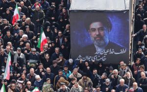 ‘Multitude’ of US intel reports said to show Iranian regime not at risk of falling