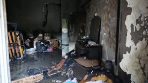 Livorno, fiamme nell’ex circoscrizione comunale di via delle Sorgenti