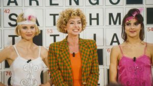 “Datemi una mitragliatrice”. La volta che Enrica Bonaccorti smascherò la truffa del cruciverbone a Non è la Rai