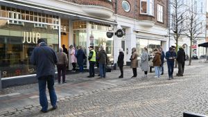 Kø før dørene åbnede: Juta siger farvel efter næsten 100 år