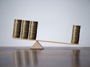 Indigenous women face persistent barriers to workplace retirement, benefits plans: expert