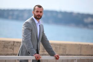 Waffensammler und Napoleon-Fan: Wie Louis Sarkozy in die Fußstapfen seines Vaters tritt