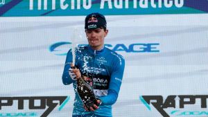 Chi è Giulio Pellizzari, il ciclista marchigiano leader della Tirreno Adriatico