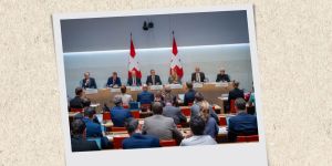 Bundeshausjournalist, ein Hochrisikojob: Er wollte raus und knallte mit dem Kopf gegen die Türe