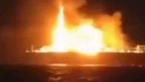 Petroliera russa carica di gasolio alla deriva nel Mediterraneo: è fuori controllo e punta Lampedusa