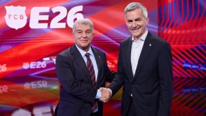 Font mejora, Laporta resiste y el Barça se divide