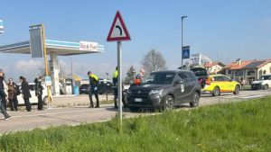 Eraclea, ragazza investita da un’auto: è grave