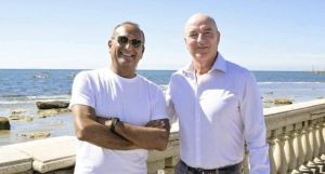 Livorno, slitta la cittadinanza onoraria a Carlo Conti: il sindaco ritira l’atto in consiglio comunale