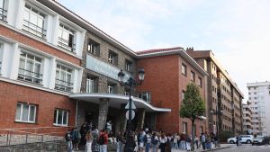 El Principado encargará un plan director para convertir las dos facultades de Llamaquique en juzgados: analizará el estado de los edificios y el presupuesto para las obras