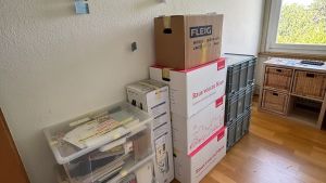 Zoll, Zettel und Zügelkisten