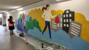 Weiße Wände ade: Bahnhofsunterführung wird bunt - und soll Besucher in die Innenstadt locken