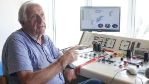 Il re della Doganaccia, festa per gli 80 anni di Sergio: “La comprai di nascosto a mia moglie Tina”