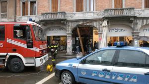 Disabile costretto in garage, sfrattata la donna che gli occupava casa