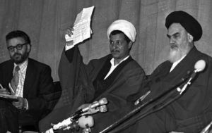 Arada kalmış İranlı bir demokratın hikayesi