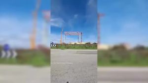 Ecco le nuove maxi gru costruite a Chioggia che arriveranno a Monfalcone