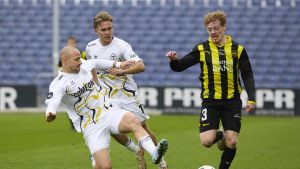 AC Horsens' vikar-træner detonerede en mindre bombe, men det blev en fuser