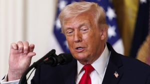 Tramp tvrdi da nije uništeno pet aviona tankera, optužio medije za dezinformacije