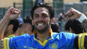 Juve Stabia-Carrarese 1-1: un rigore di Torregrossa firma il pari in rimonta a Castellammare