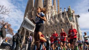 Afectaciones al tráfico y transporte público por el Maratón de Barcelona: cortes y desvíos
