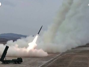 La Corea del Nord effettua test di lanciarazzi multipli