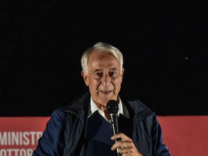 Sinistra svelata con due parole del suo Pisapia