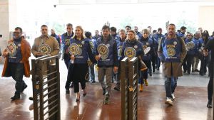 Si muove la Freccia del Sì. Forza Italia accelera: “Siamo molto ottimisti”