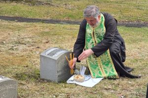 Необележено место где почива Пупинова ћерка