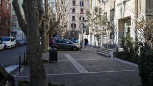 Il tentato sequestro a Roiano, la sospettata nega tutto: «Gridava il nome di un altro bimbo»