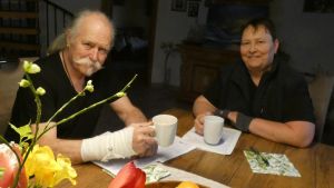 Künstler Josi Plauen rät: „Weniger mit den Augen als mit dem Herzen malen“