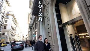 LuisaViaRoma, i giorni più difficili. Assemblea dei 200 dipendenti: “Molto preoccupati per il futuro”