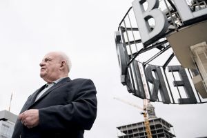 Peter Hahne: „Wer den Ossis die Demokratie absprechen will, ist nicht bei Trost!“