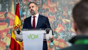 Abascal habla de triple negociación y ata el futuro político de Extremadura, Aragón y Castilla y León