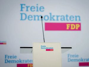 Warum fordern Sie den Rücktritt von FDP-Chef Dürr, Herr Flebbe?