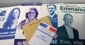La Francia dei comuni rosicchia l'ipotesi centrista favorendo gli estremi