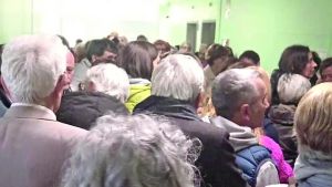 Distretto sanitario di Palmanova preso d’assalto: oltre 200 persone in fila per il nuovo medico di base