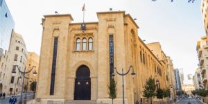 الإشكاليات القانونية التي أنتجها تمديد ولاية المجلس النيابي