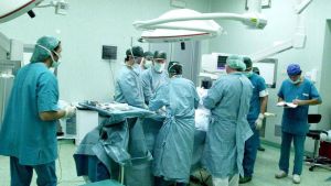 Al San Matteo intervento record per curare l’aneurisma dell’aorta