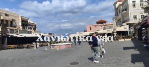 Συντριβάνι και συνθήµατα