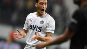 Das Rätsel Özil: Warum er Deutschland immer noch bewegt