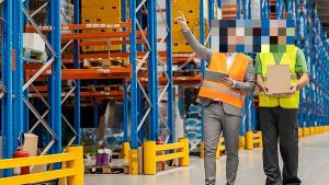 “Pressioni, vessazioni e comportamenti violenti. Così impedivano ai colleghi di fare il proprio lavoro”: licenziati 13 dipendenti