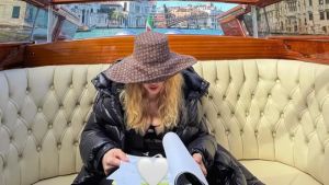 Madonna a Venezia per le riprese della serie “The Studio”