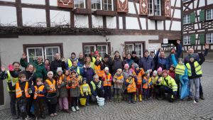 Bürger säubern ihre Gemeinden