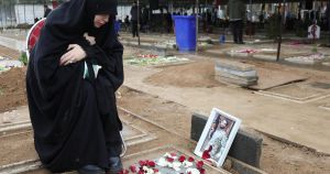 Strašna opasnost ne može se otkloniti optimizmom, a još manje vjerom u mudrost onih u čijim je rukama najviše oružja