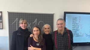 Miniature... tra i banchi. Progetto pilota in Italia